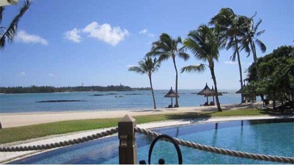 請問建造室內恒溫游泳池需要考慮什么注意事項？